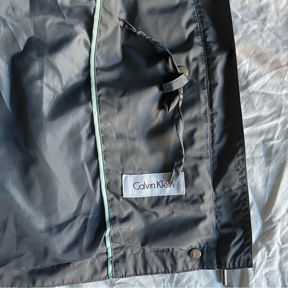 Calvin Klein Hidden Hood Utility Jacket L - Picture 6 of 8